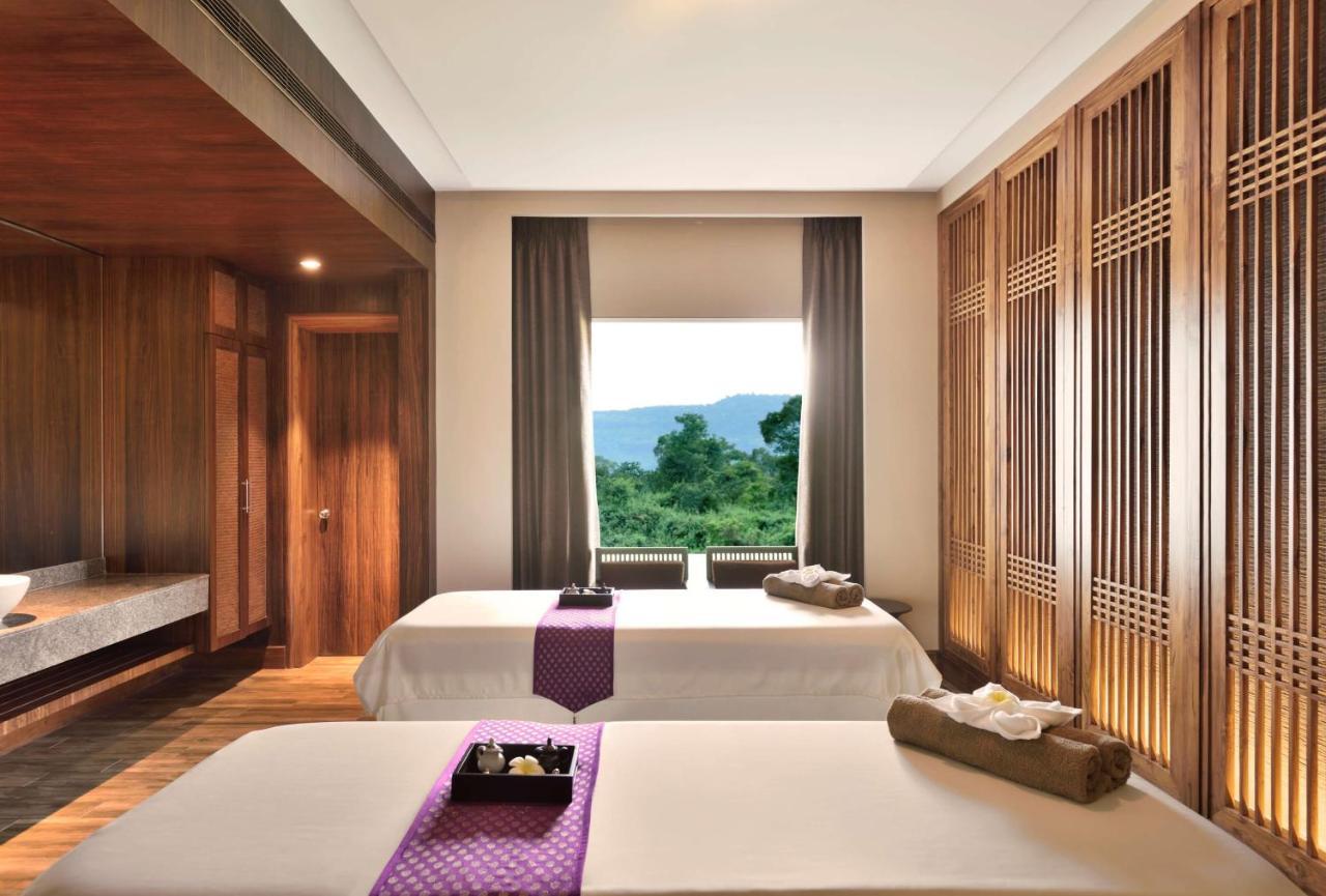 Radisson Blu Plaza Resort & Convention Centre Karjat Exterior photo Spa at The Royal