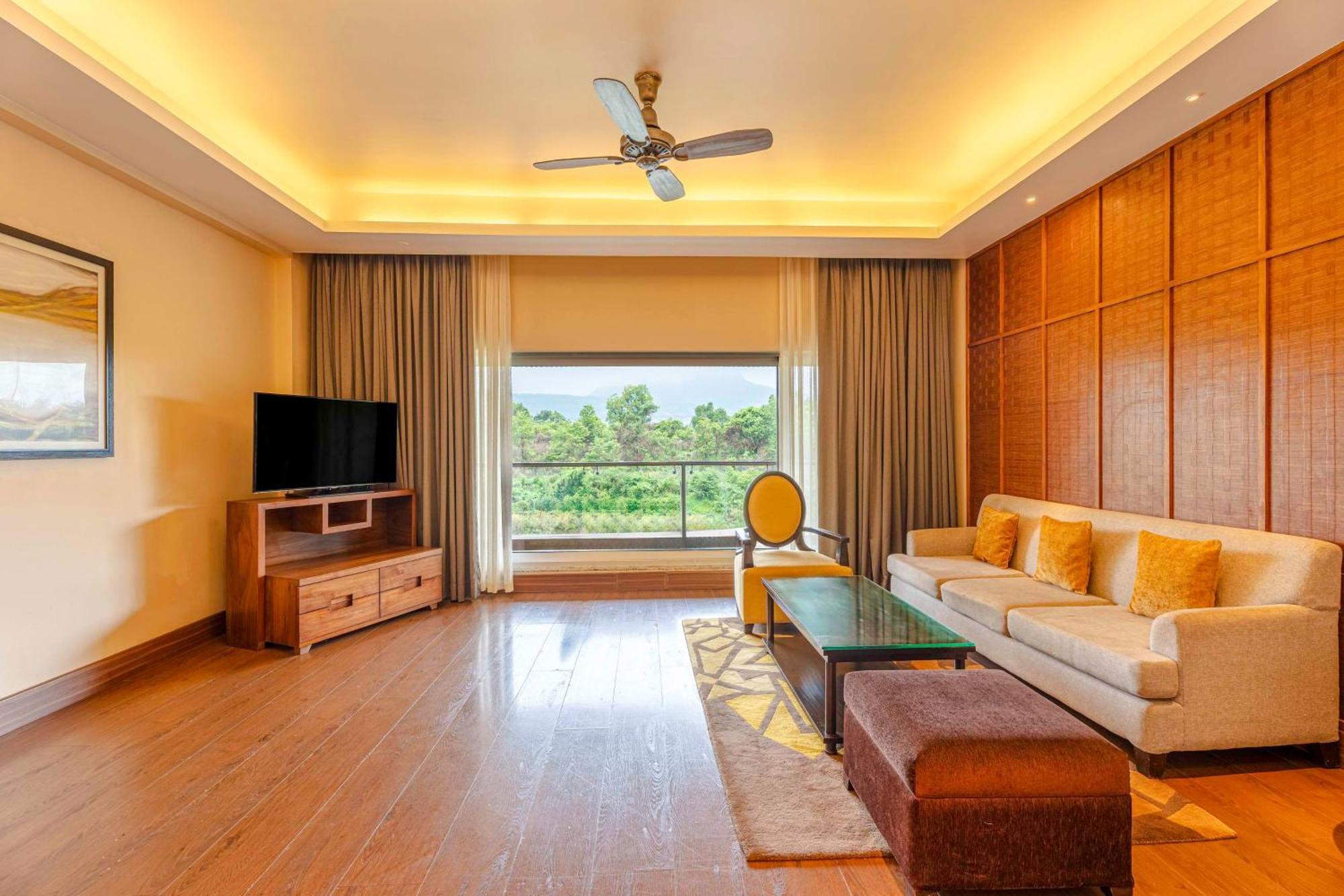 Radisson Blu Plaza Resort & Convention Centre Karjat Exterior photo Living room of a suite
