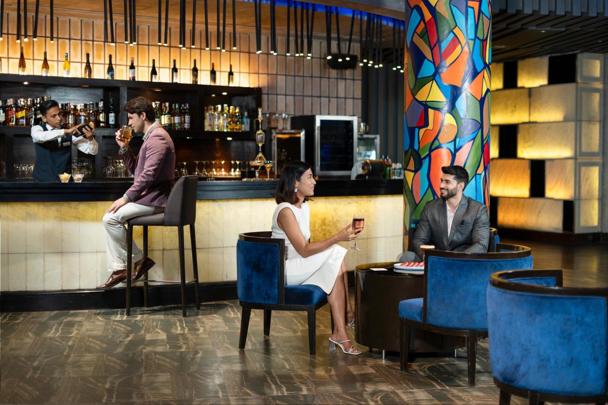 Radisson Blu Plaza Resort & Convention Centre Karjat Exterior photo The Bar